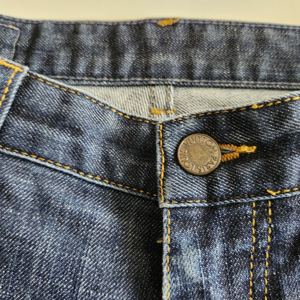 👖Louis Vuitton Dark Blue Straight Leg Jeans Authentic 👖 - Picture 4 of 16